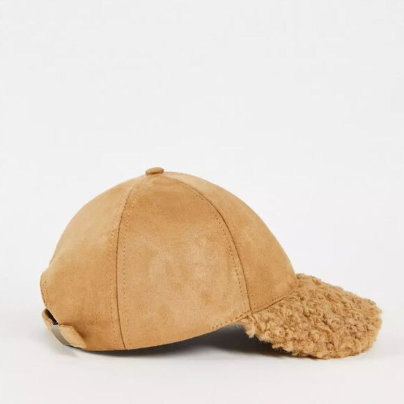 Topshop Suedette sherpa mix Cap in Beige fuzzy brim - Picture 2 of 10